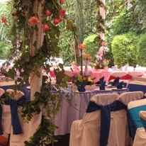 Decoración floral para celebración